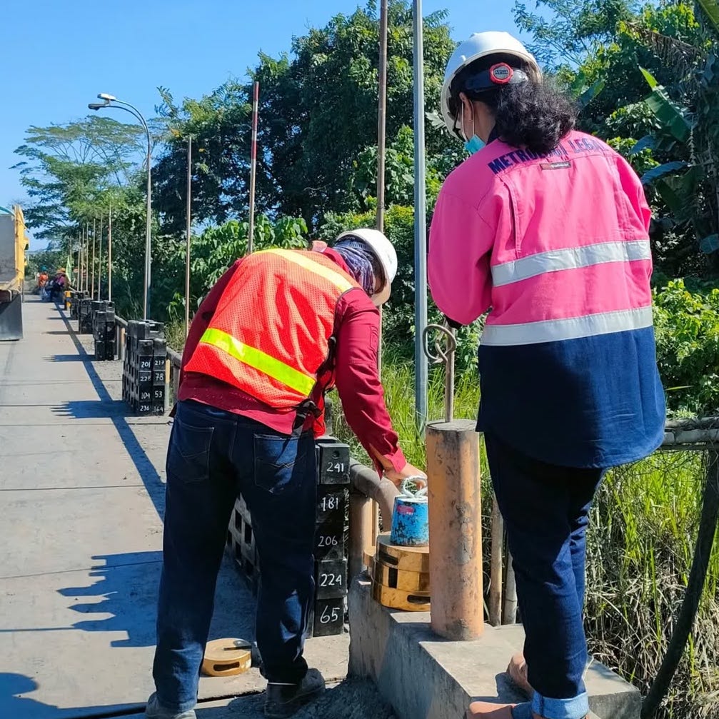 [TERA ULANG TIMBANGAN JEMBATAN ELEKTRONIK].Haloo Sobat Metrozen ✨24 September 2024UPT.Metrologi (3)
